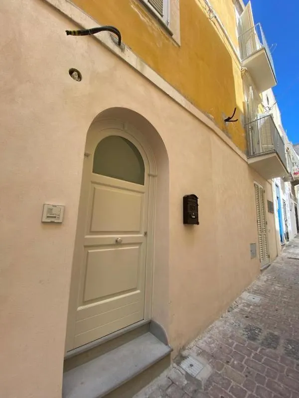 Appartamenti Holiday Housing Lipari Centro